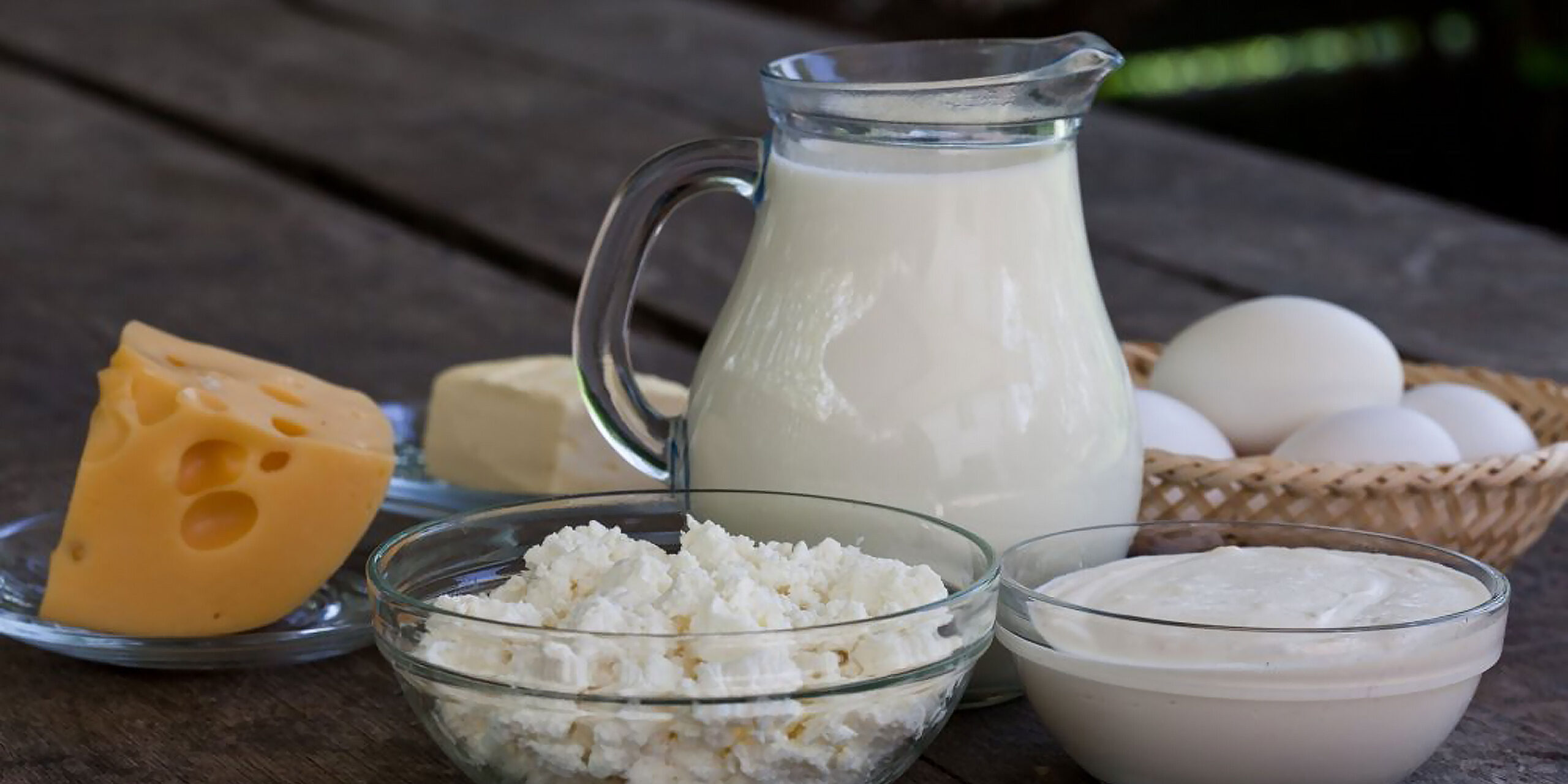 Best-Foods-for-Boosting-Your-Bones-and-Joints-Health-Dairy-Products